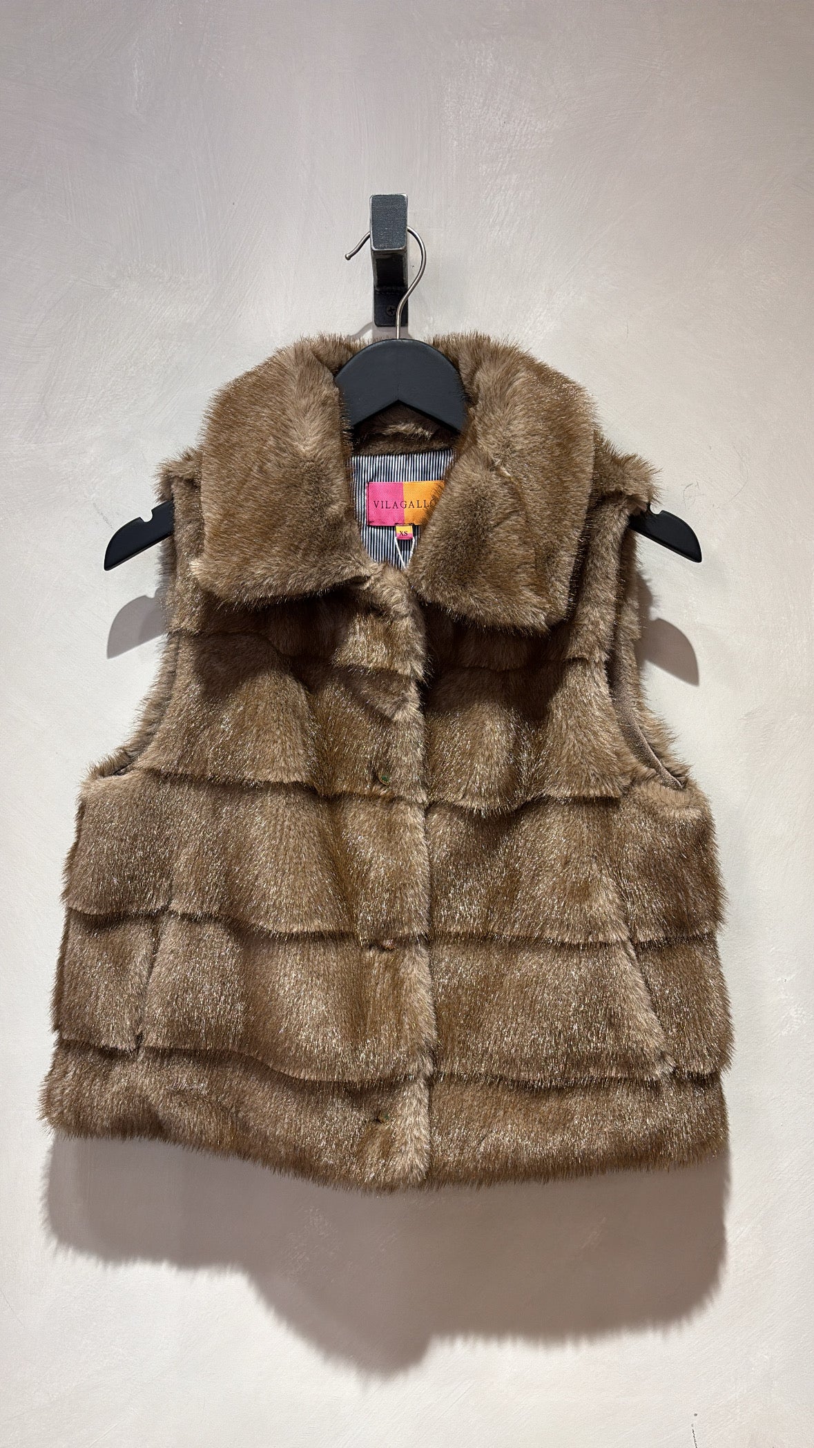 FUR VEST