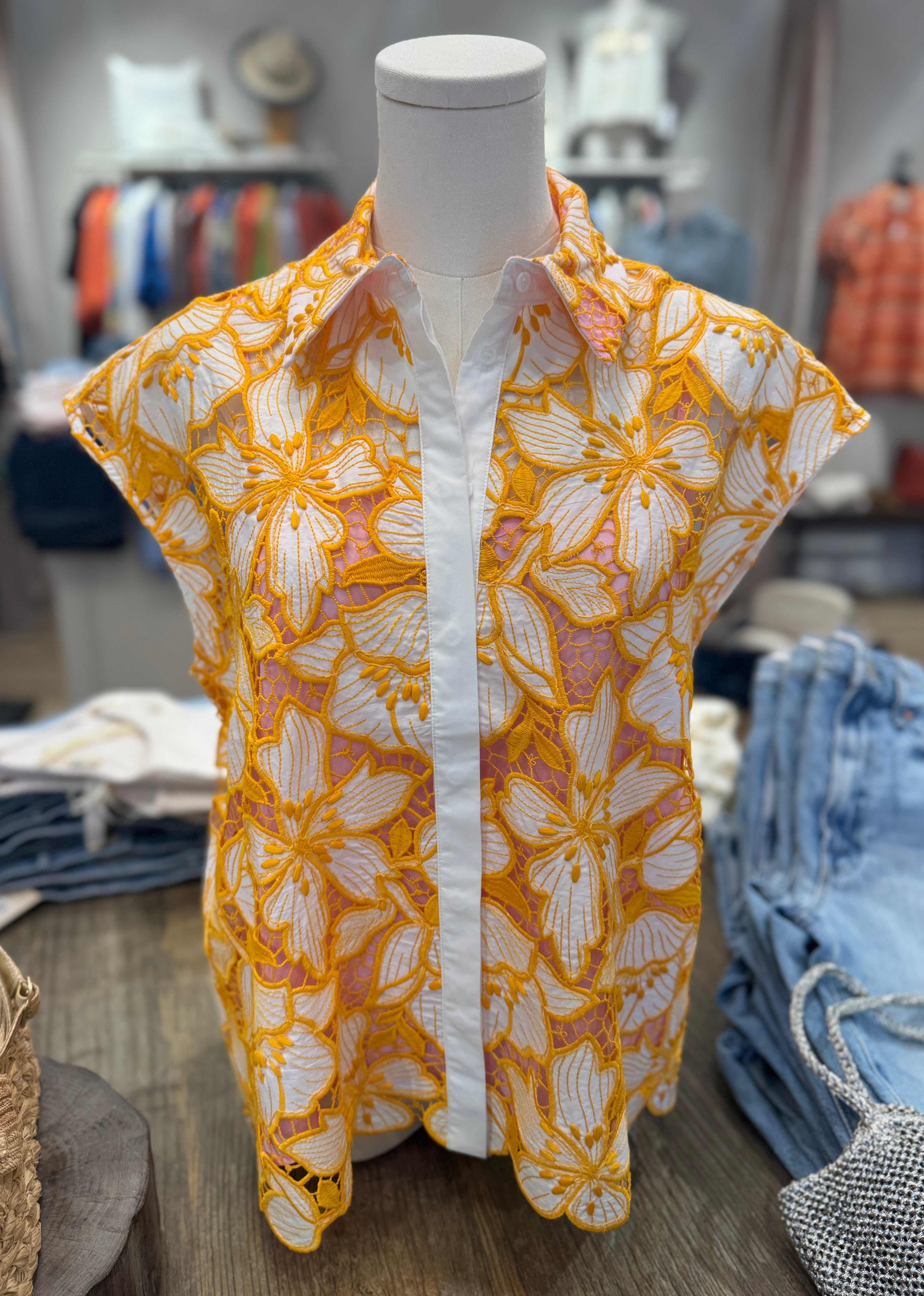 FLORAL CUT OUT SHIRT