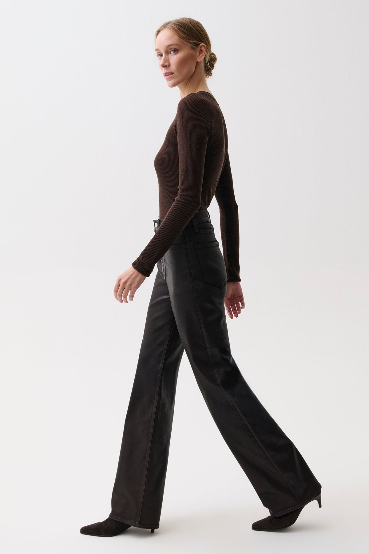 EVIE HI RISE SLIM BOOT