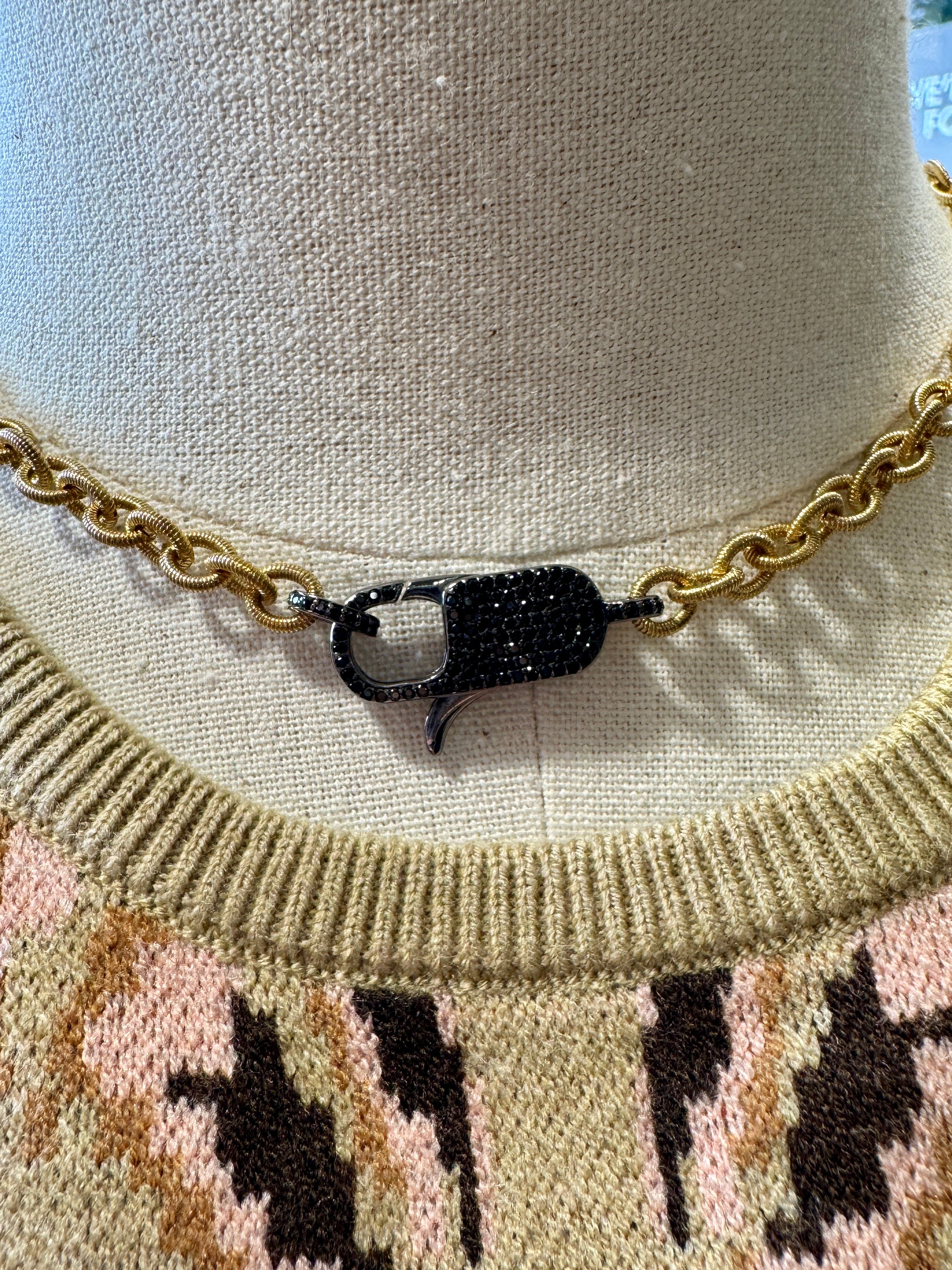 BEATRICE SPINEL LOCK + GOLD