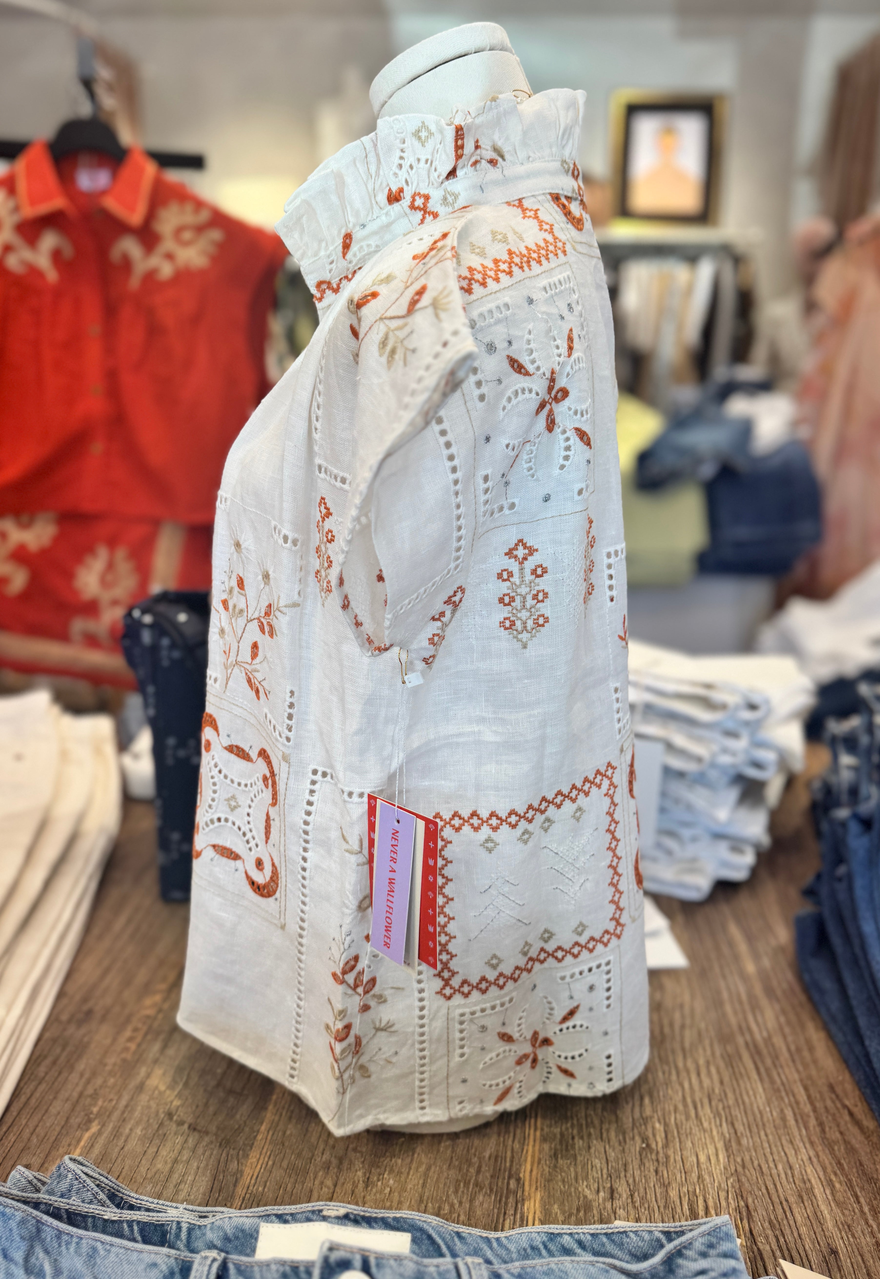 VICKI S/S TOP