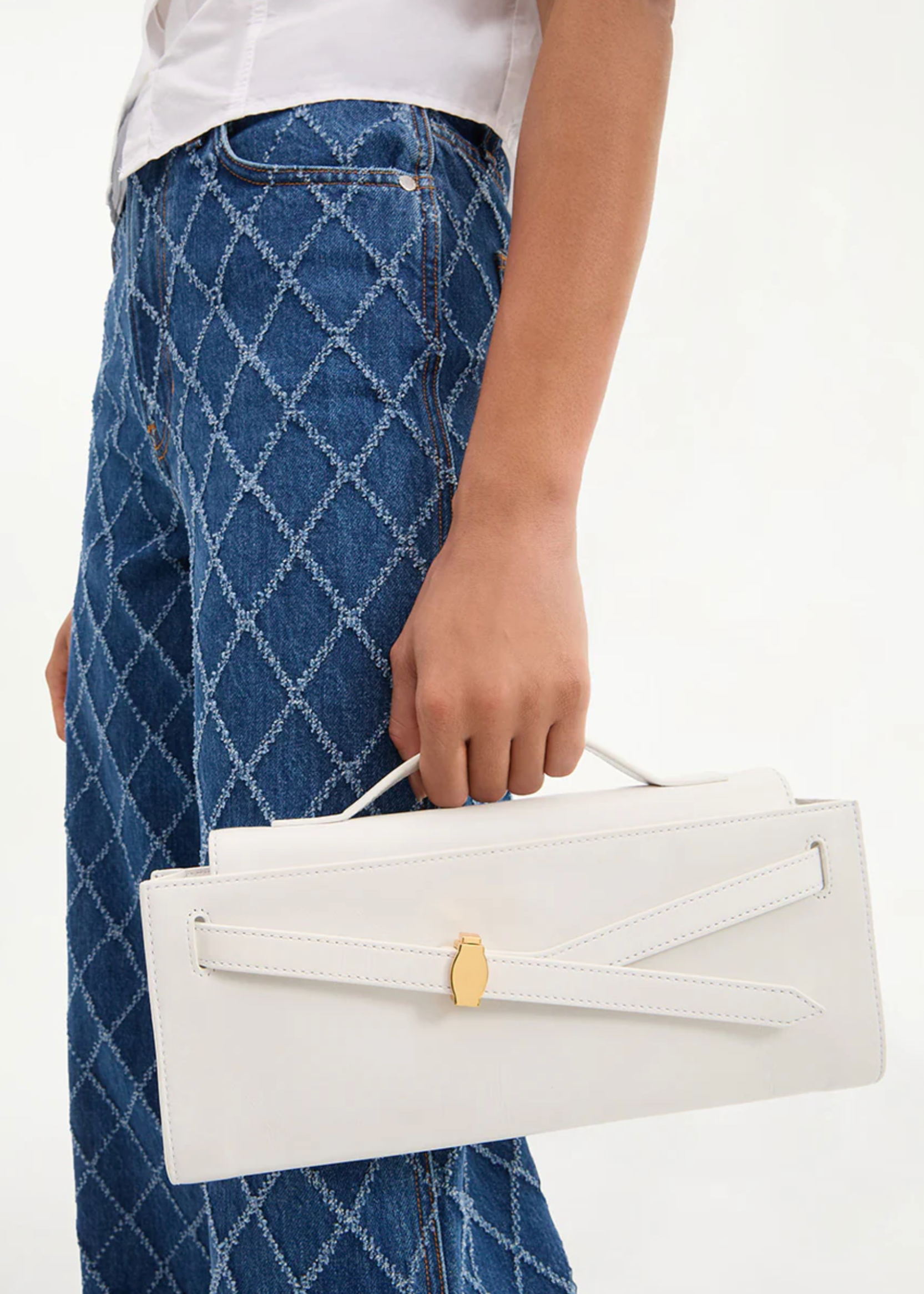 VB VERONICA BEARD DASH CLUTCH OFF WHITE