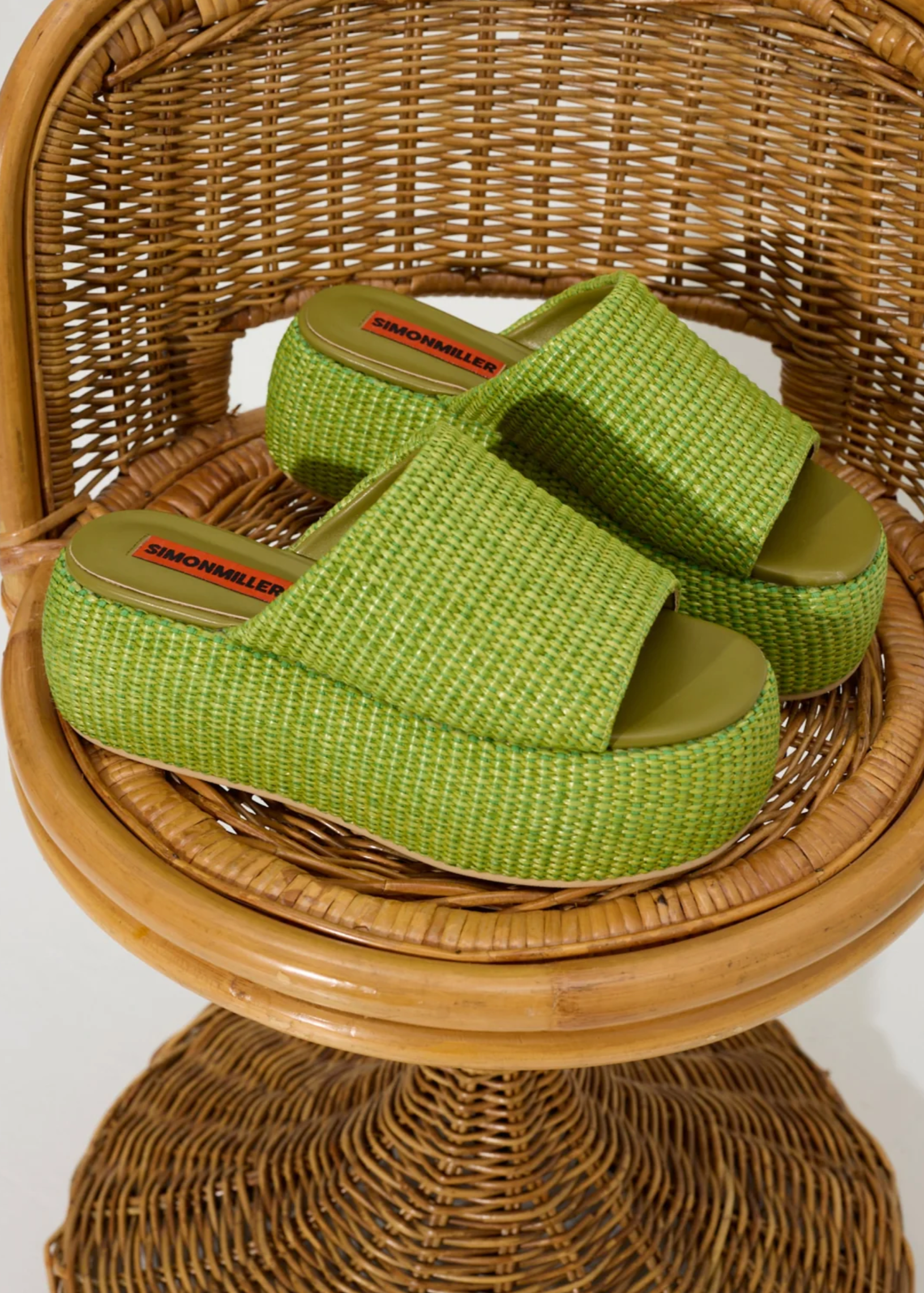 RAFFIA CLOUDY PLATFORM