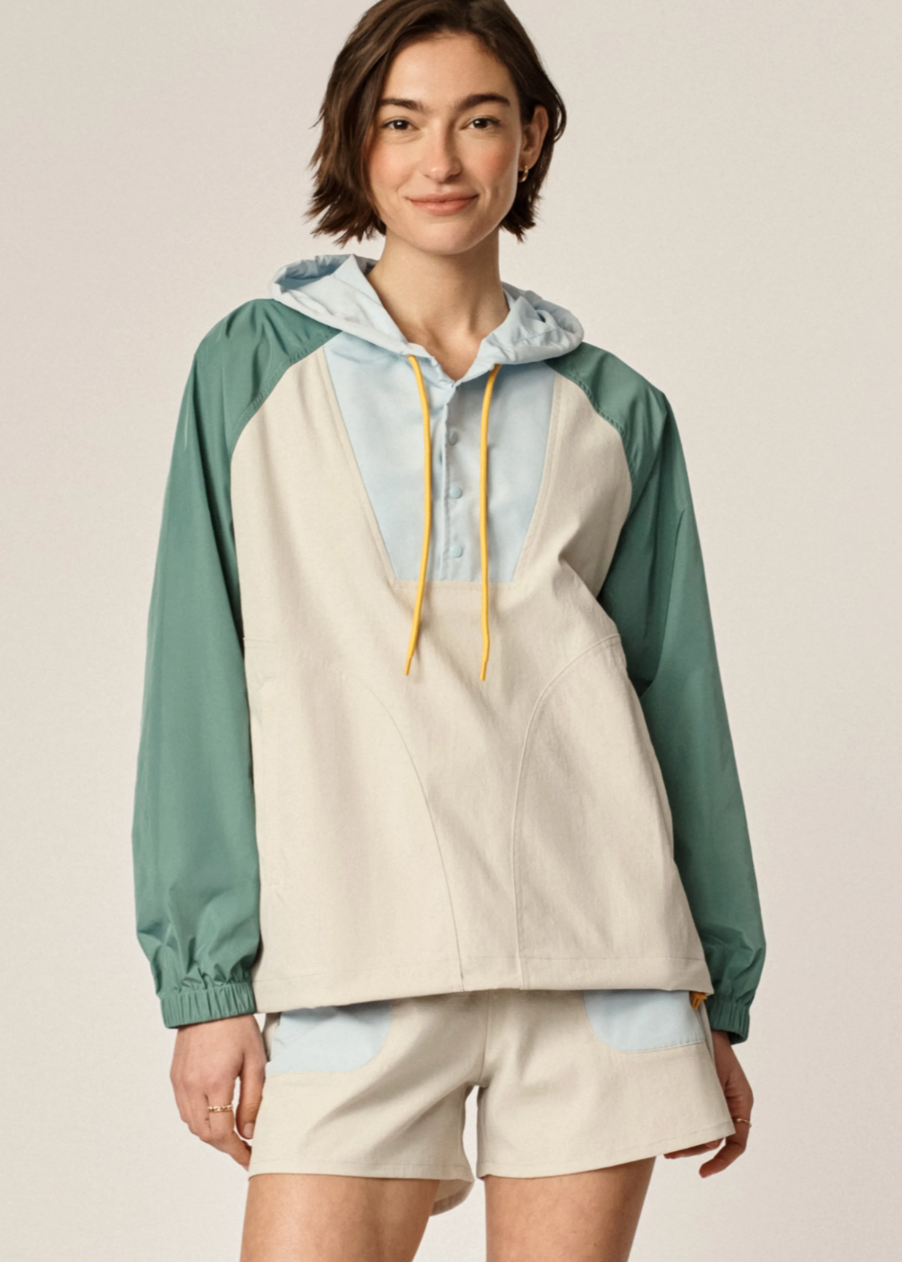 CAMP HOODIE