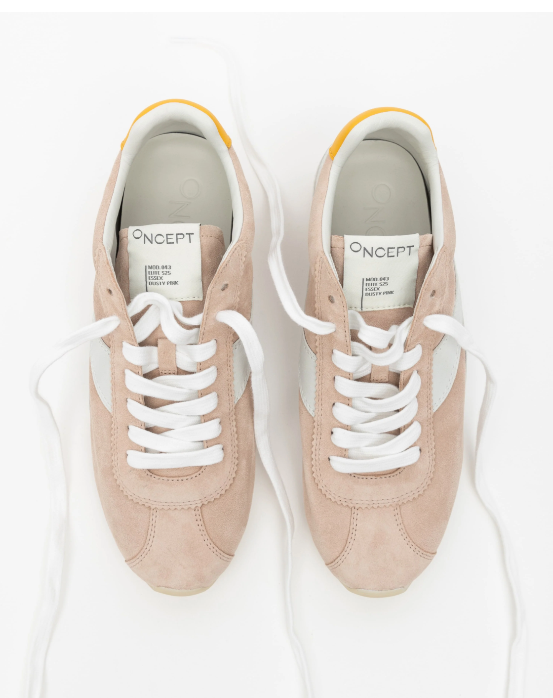 ESSEX SNEAKER