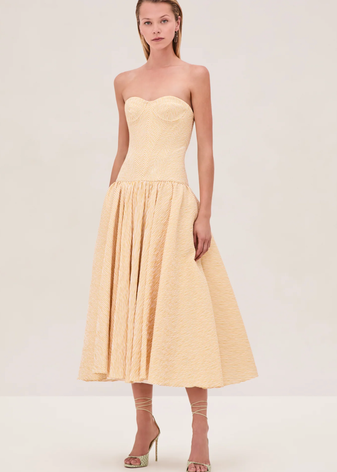 SUMMERS DRESS