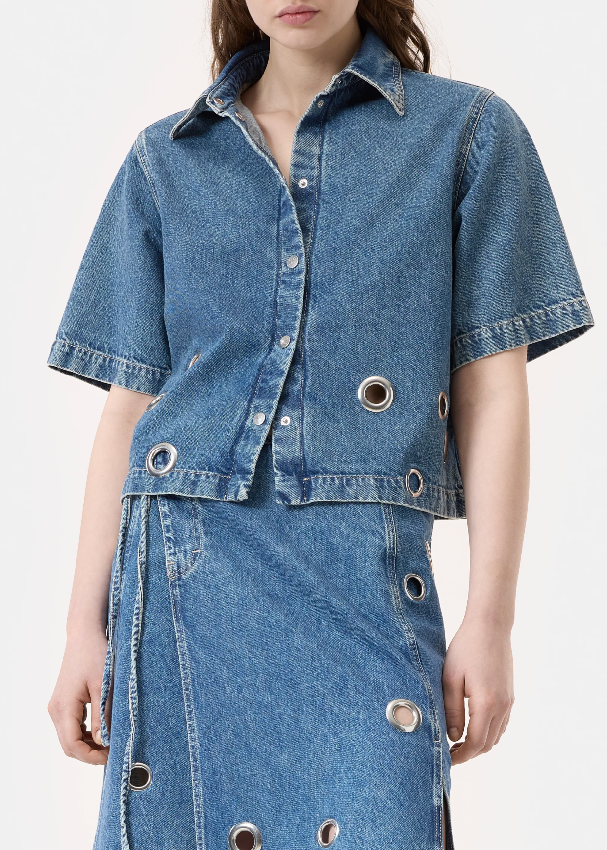 SHORT SLEEVE DENIM SHIRT