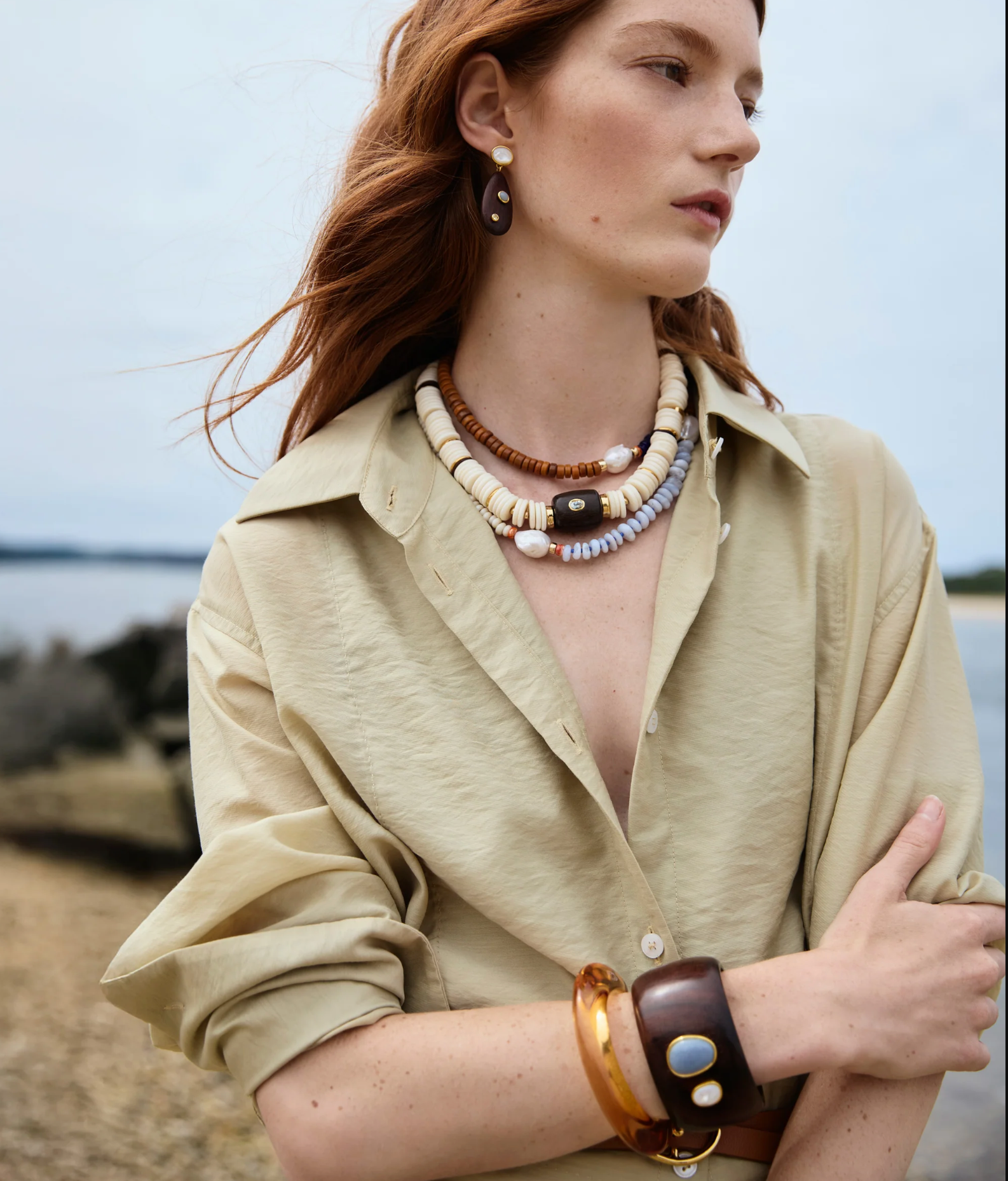 NEW MOON COLLAR