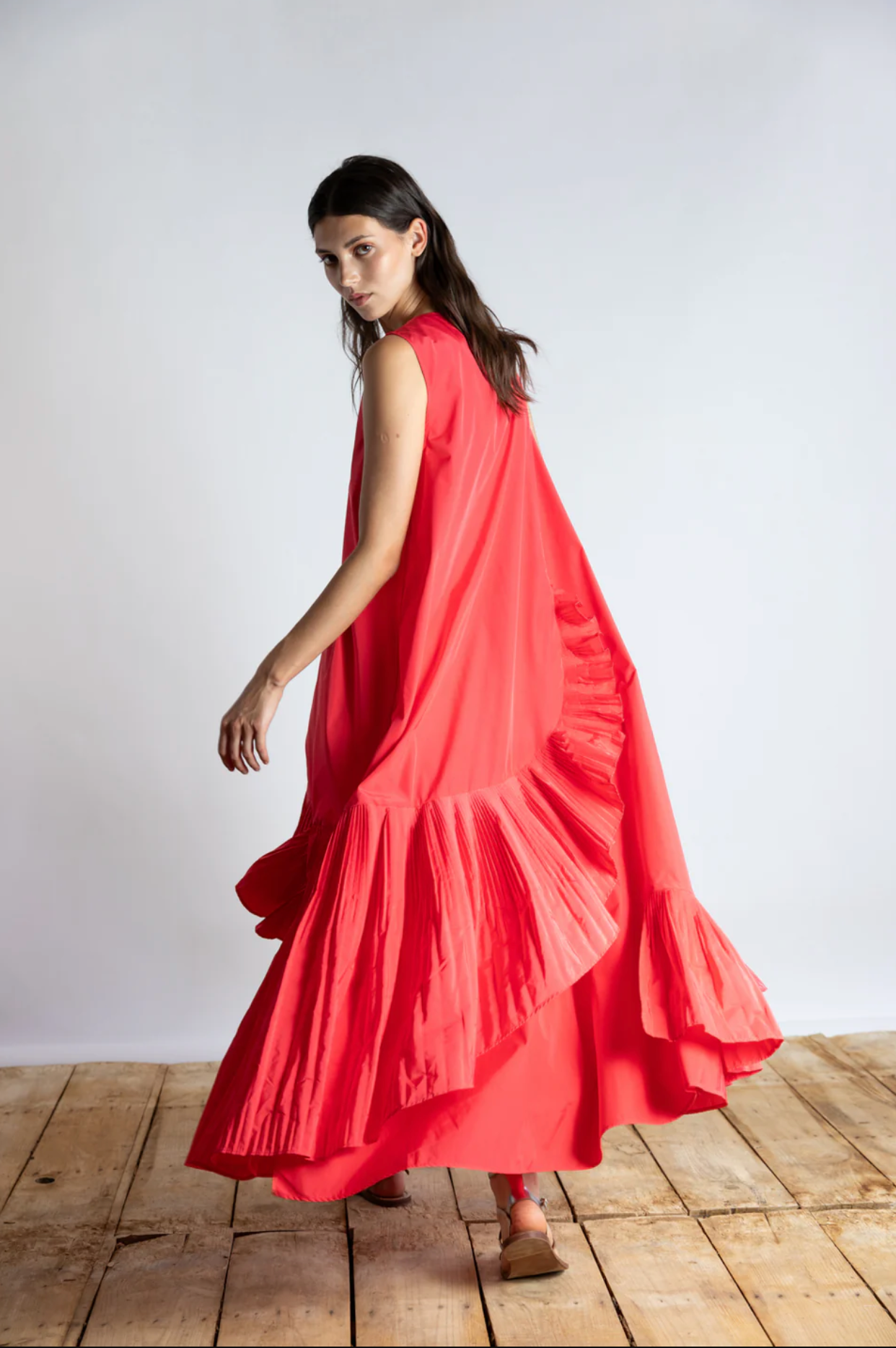 PLEATED ASYMETRICAL DRESS