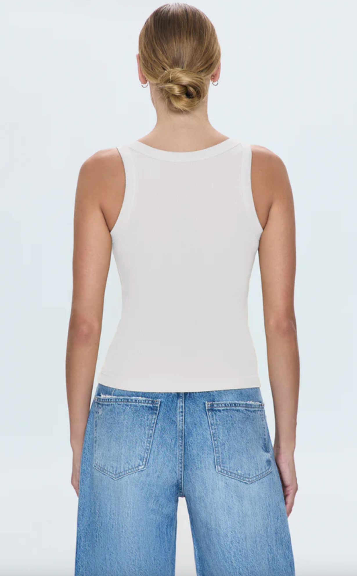 CHRISTY CURVED HEM TANK TOP