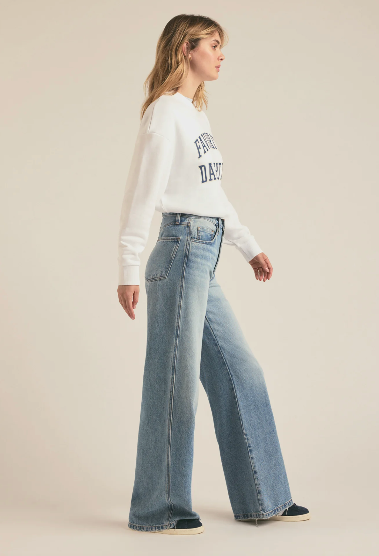 COLLEGIATE SWEATSHIRT