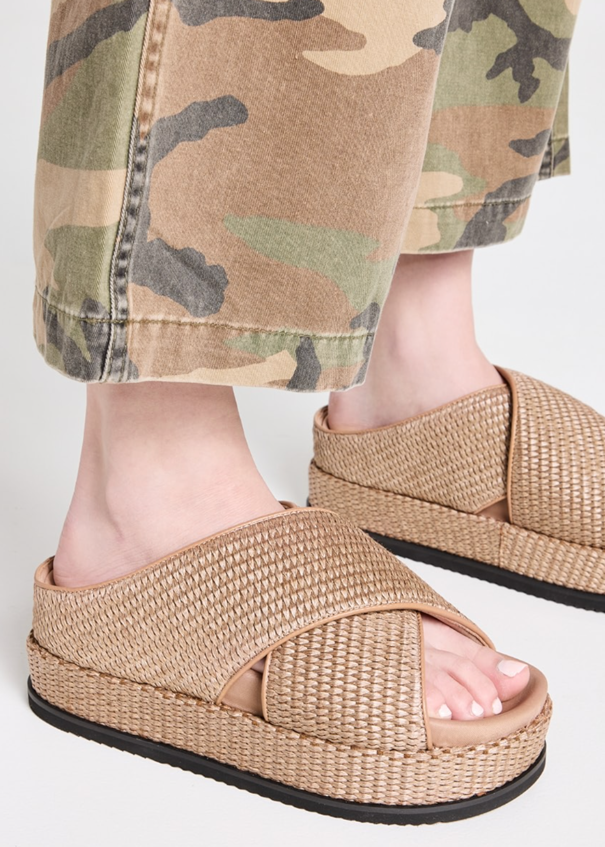 CROSS STACK RAFFIA