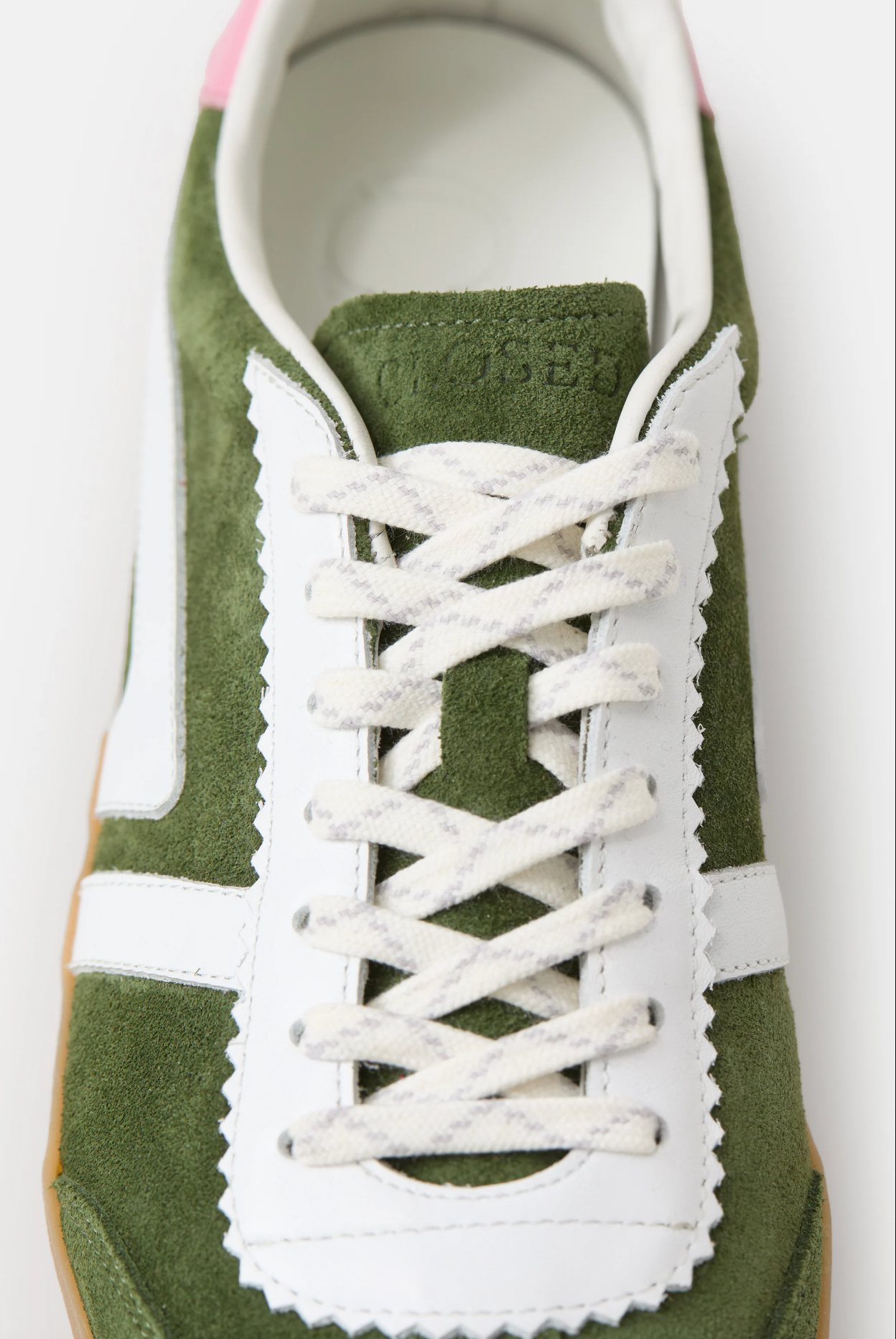 LEATHER SNEAKER