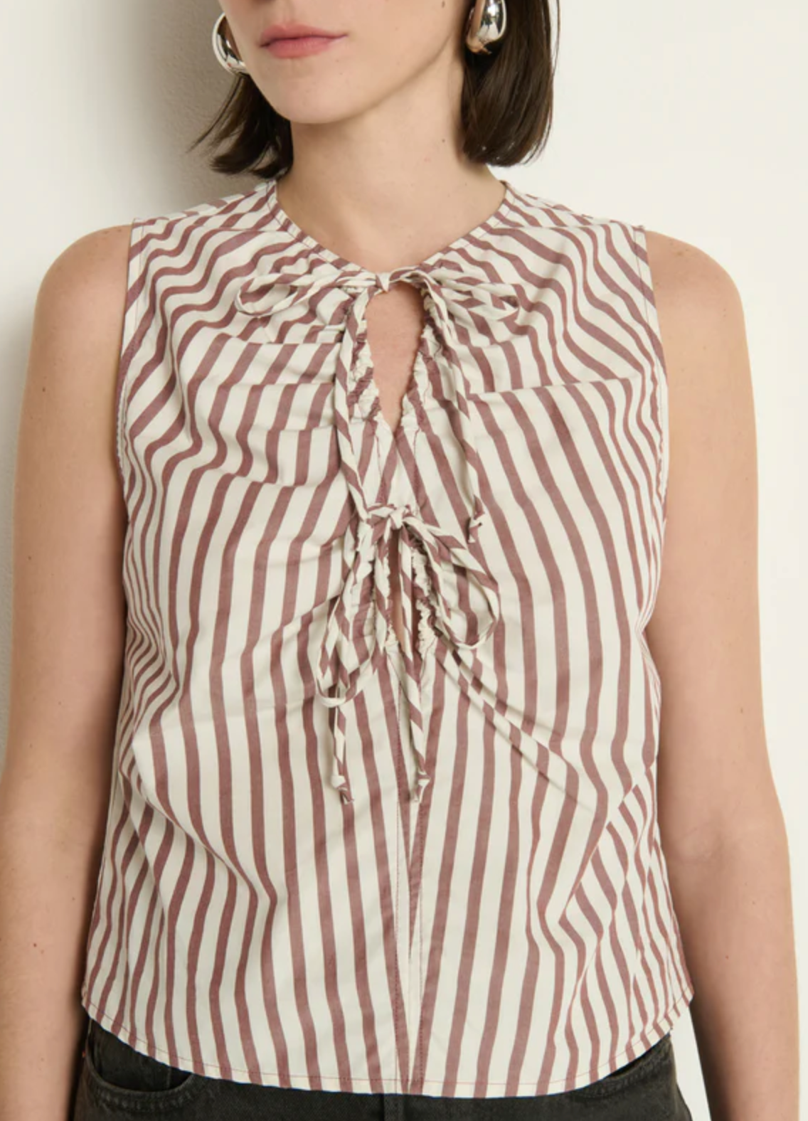 MIMMI KEYHOLE TOP