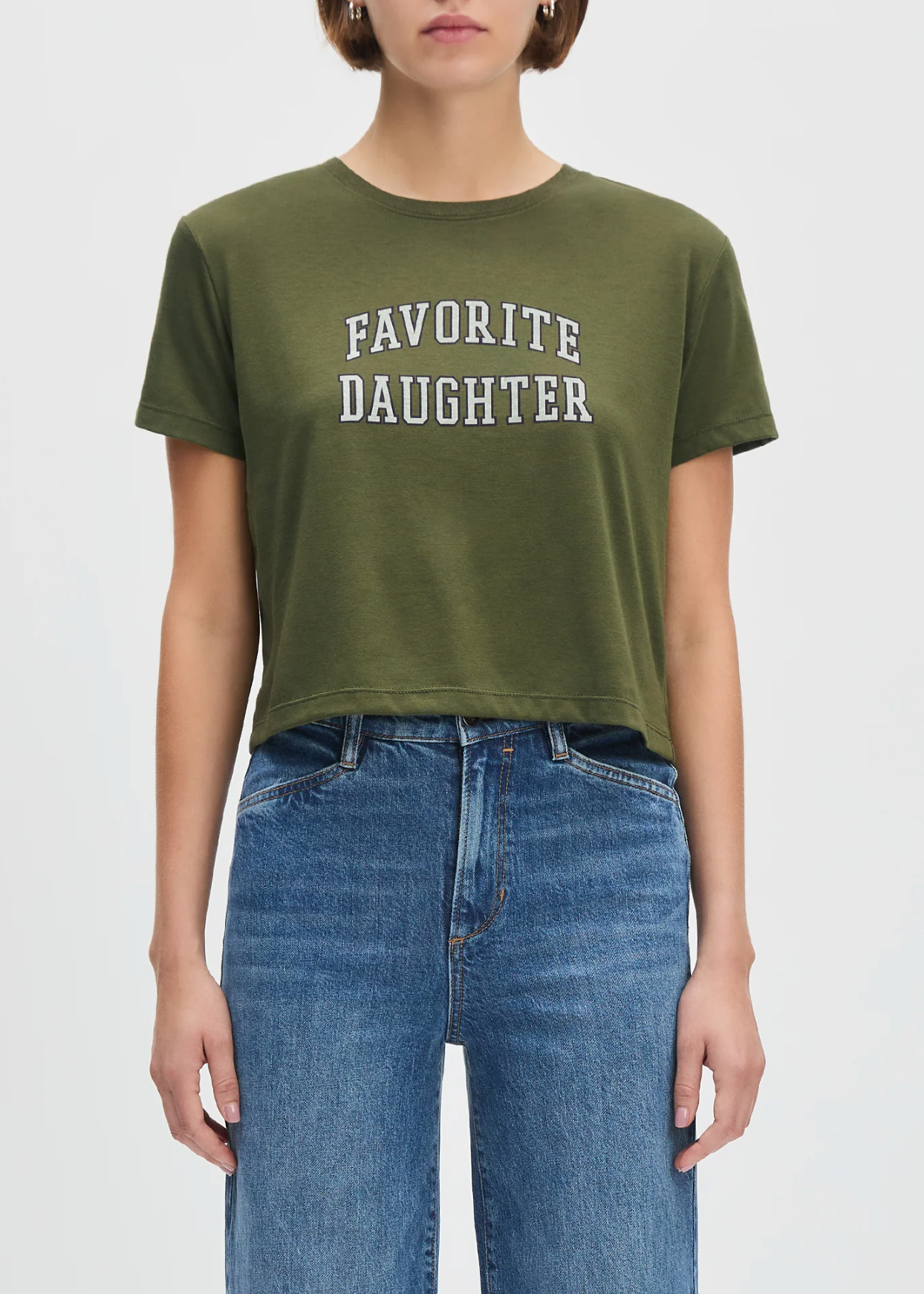 FAVORITE DAUGHTER CROP COLLEGIATE TEE