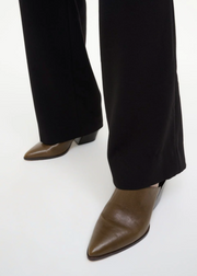 AUSTEN MULE