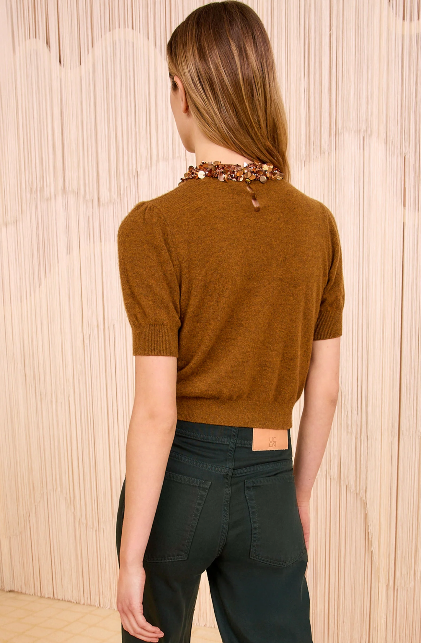 LIV EMBROIDERED SHORT SLEEVE