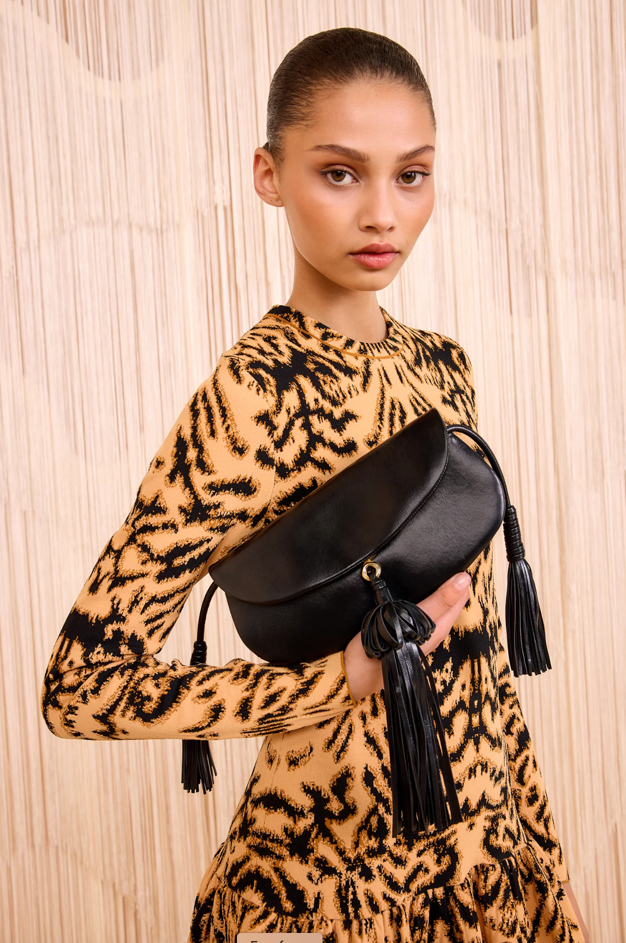 PALOMA TASSEL FLAP BAG NOIR