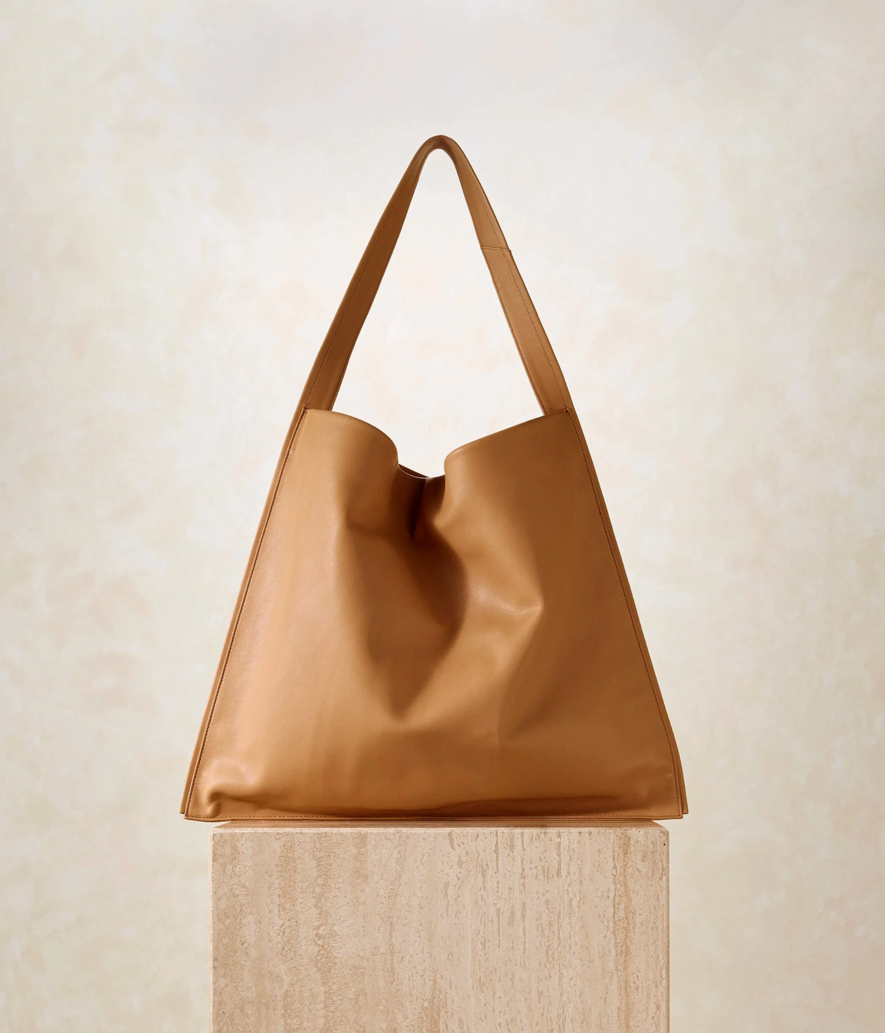 ARIADNE TOTE BAG TAN