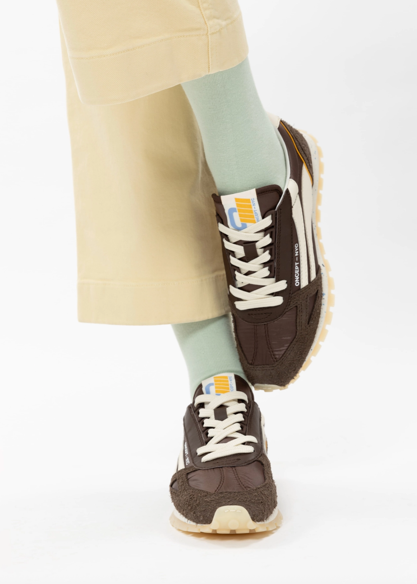 TORONTO SNEAKER