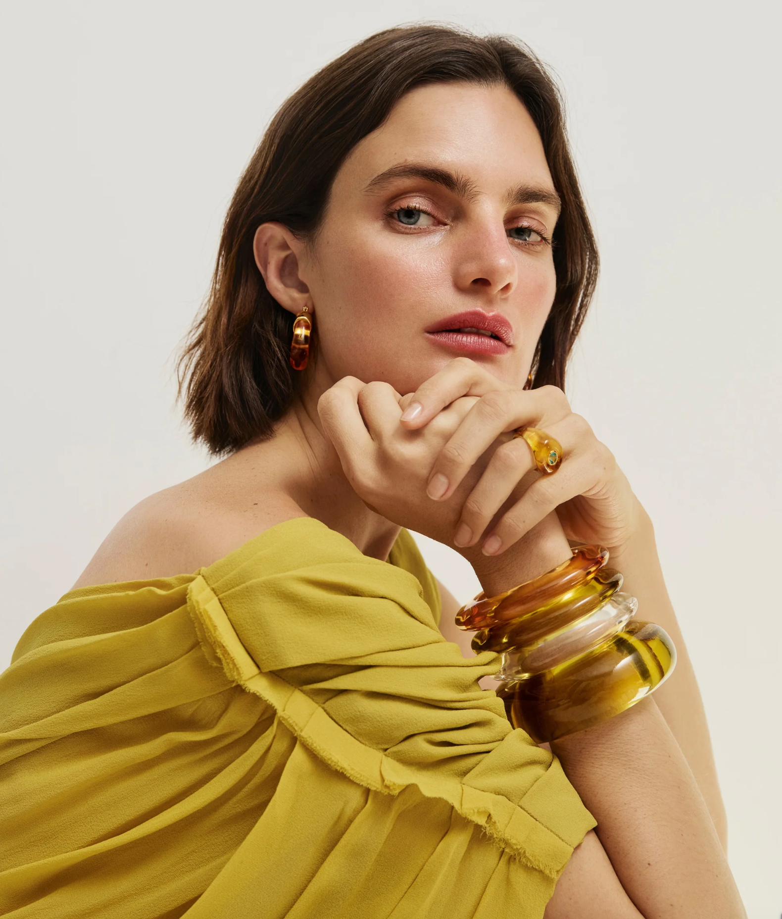 RIDGE CUFF IN APPLE