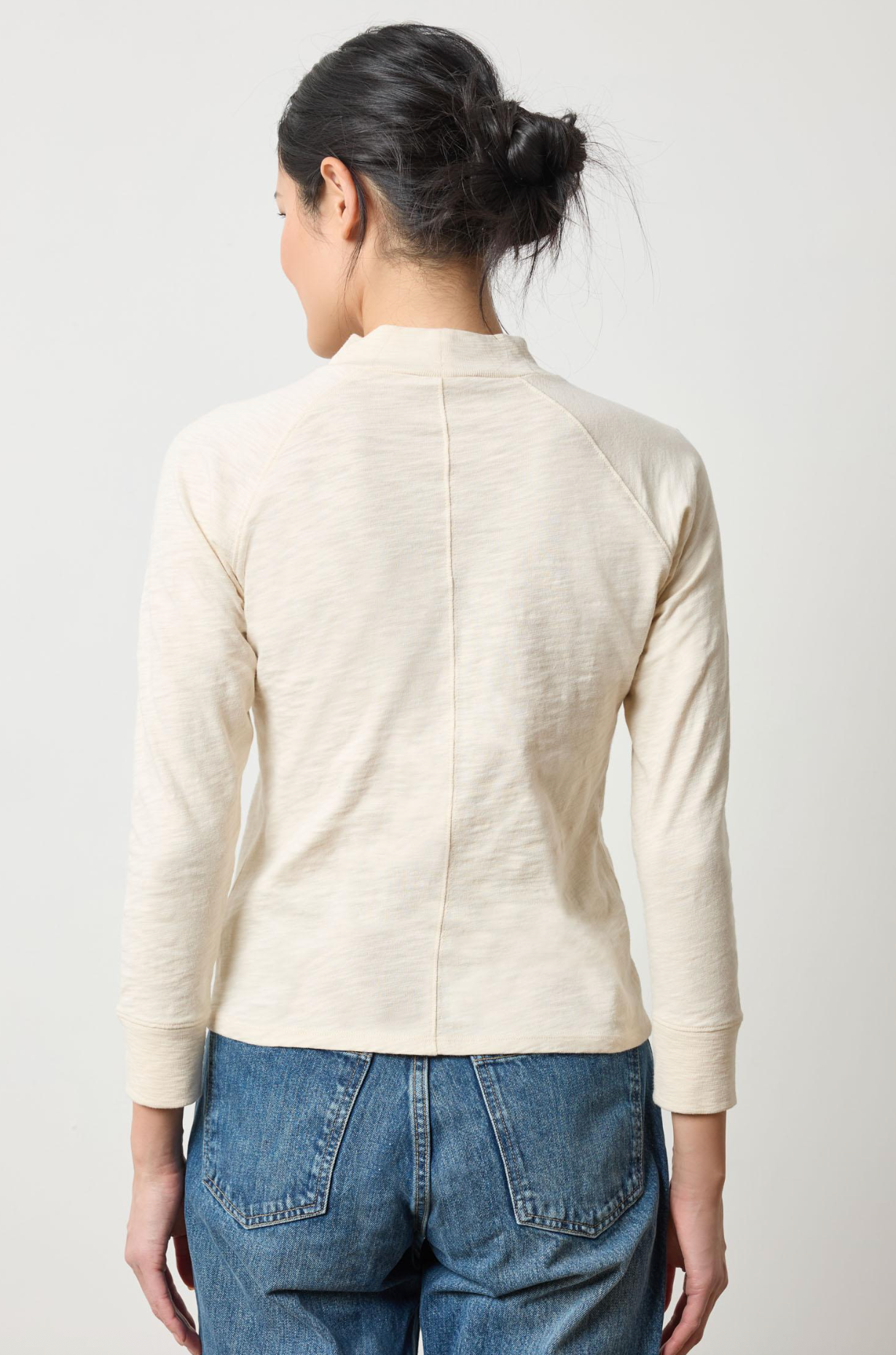 3/4 SLEEVE RAGLAN MOCK NECK