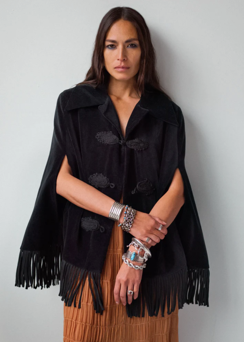 KENSINGTON FRINGE CAPE