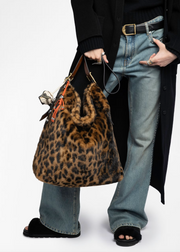 JANE HOBO XL LEO FAUX FUR COGNAC