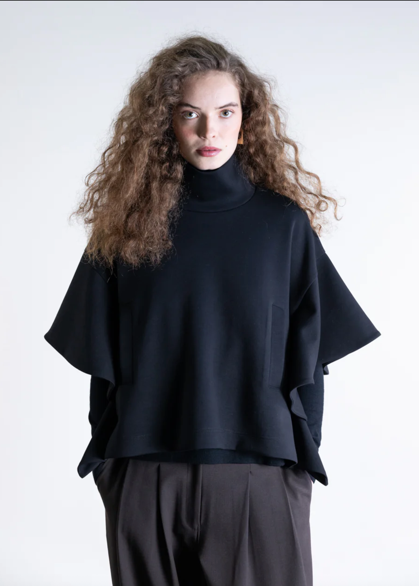 STRUCTURED PONCHO