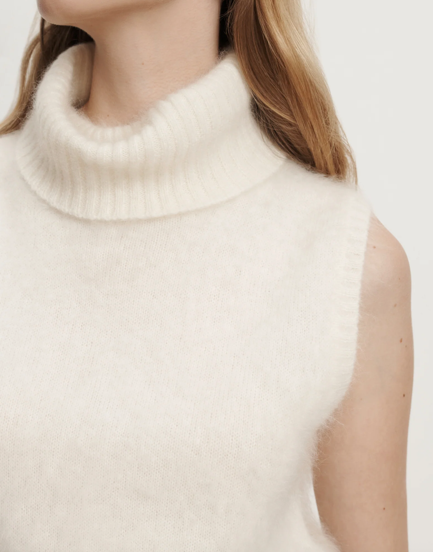 MAZZY BRUSHED CASHMERE SHELL
