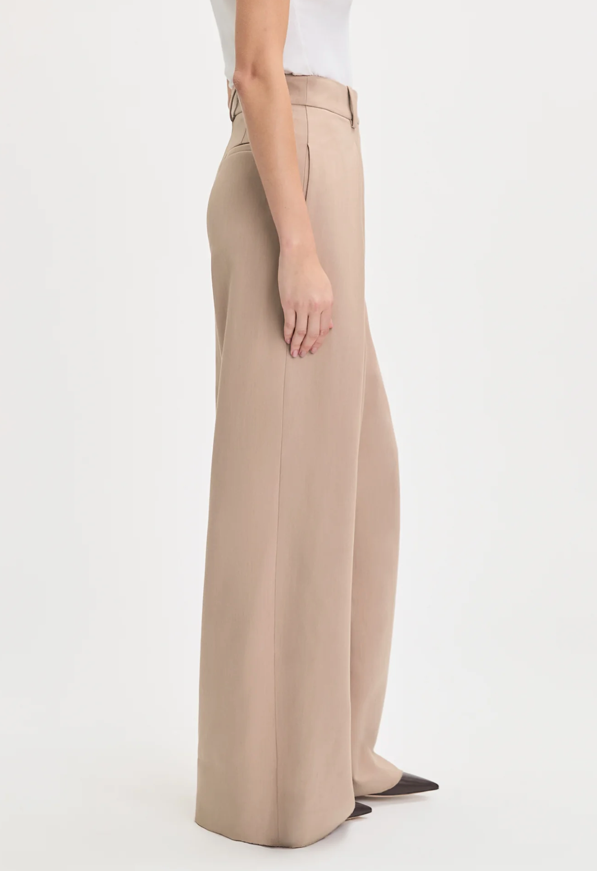 PLEATS FOR DAYS PANT