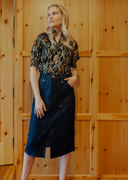 GATHERED BUTTON DOWN TOP