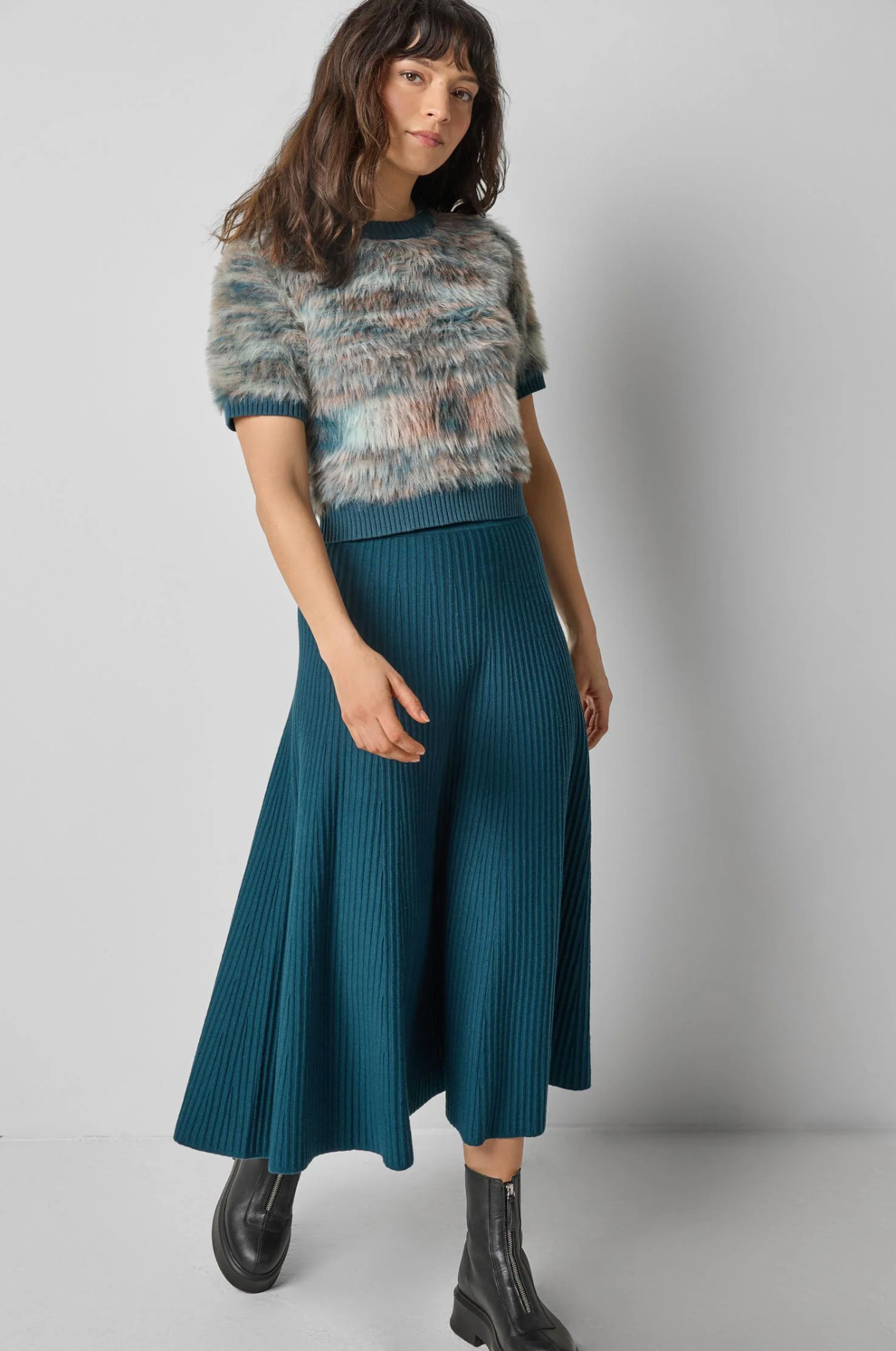 BRUSHED CREWNECK SWEATER