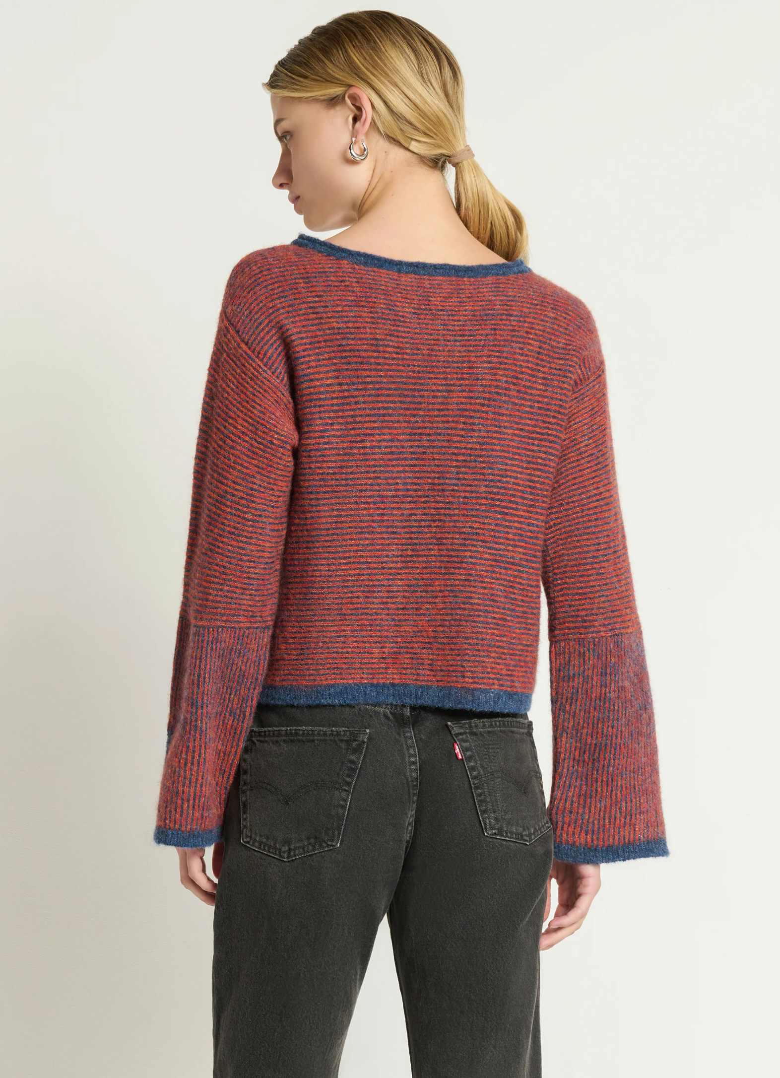 WILLOW PULLOVER SWEATER