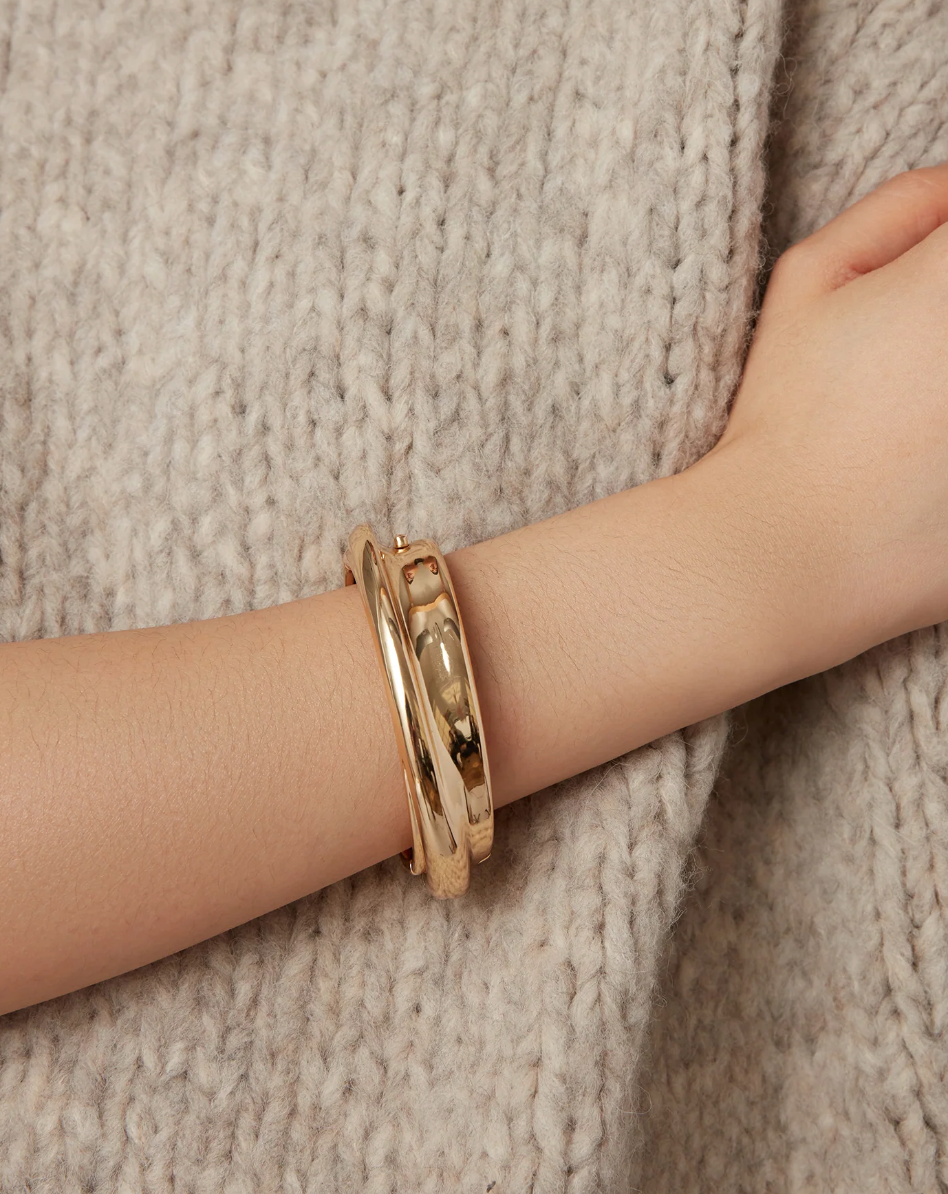 LENNON BANGLE GOLD