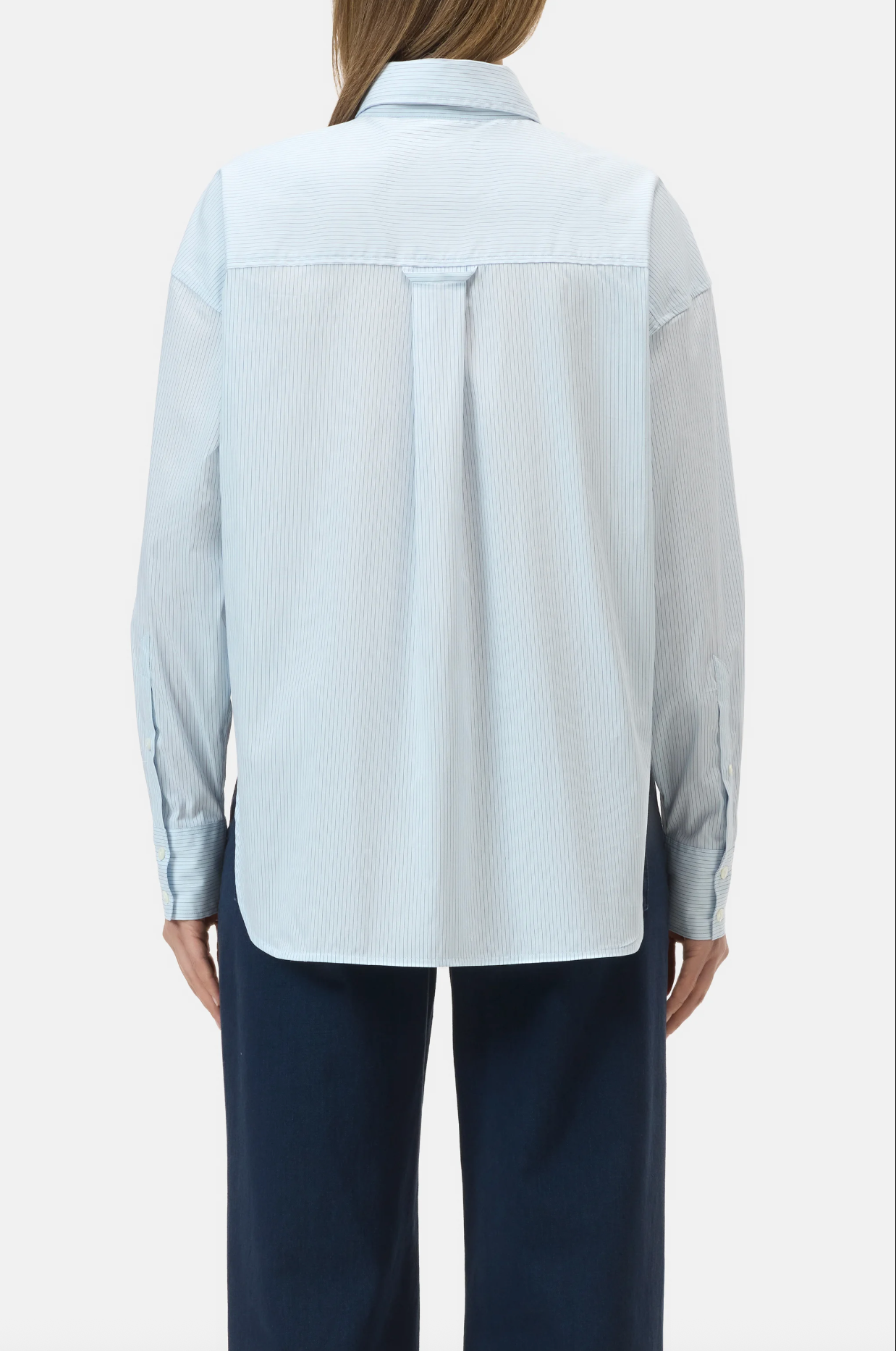 CROPPED FRONT OVERSIZED SHIRT