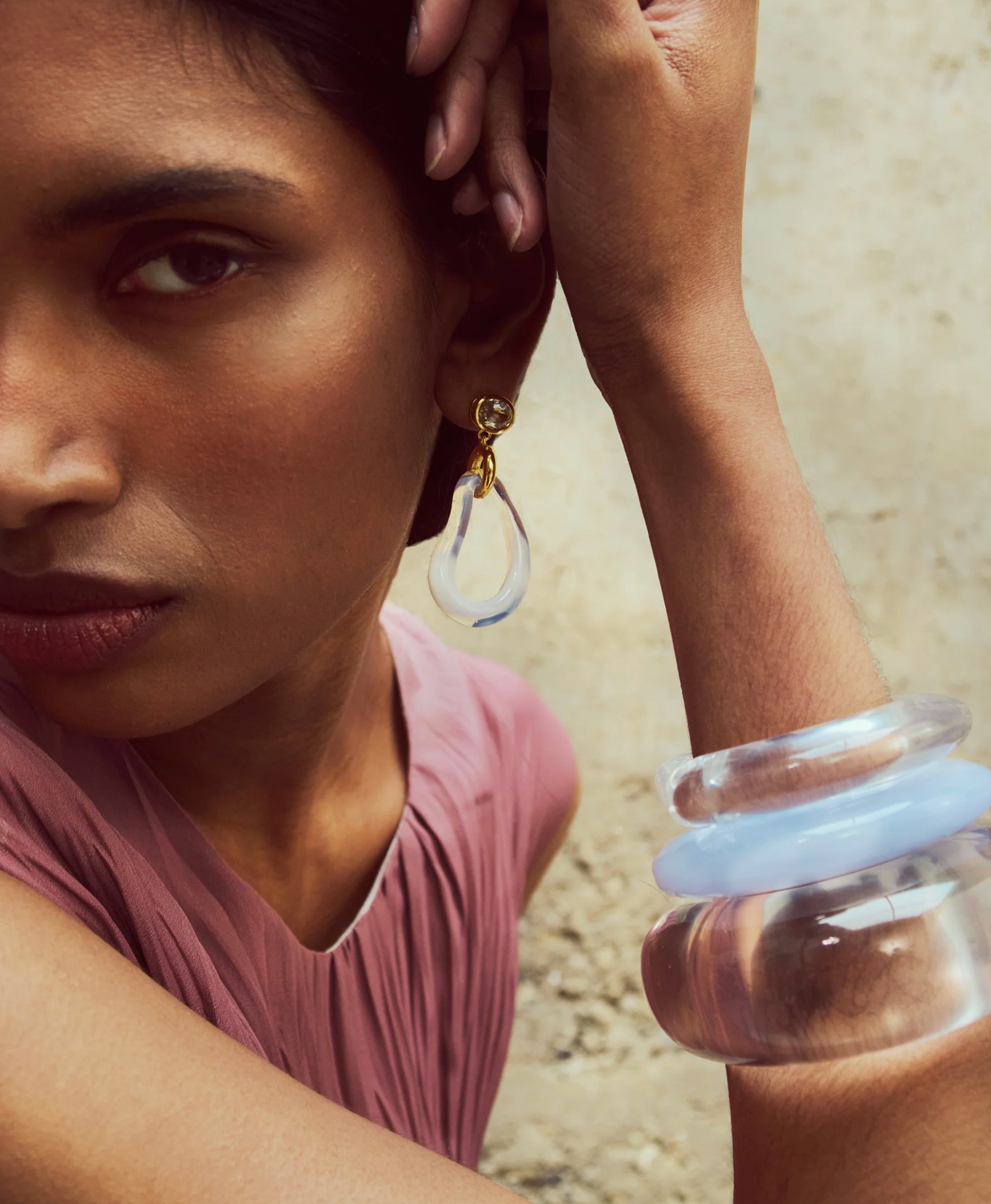 RIDGE CUFF IN MARBLED BLUE LACE