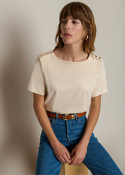 JOHNNIE TEE