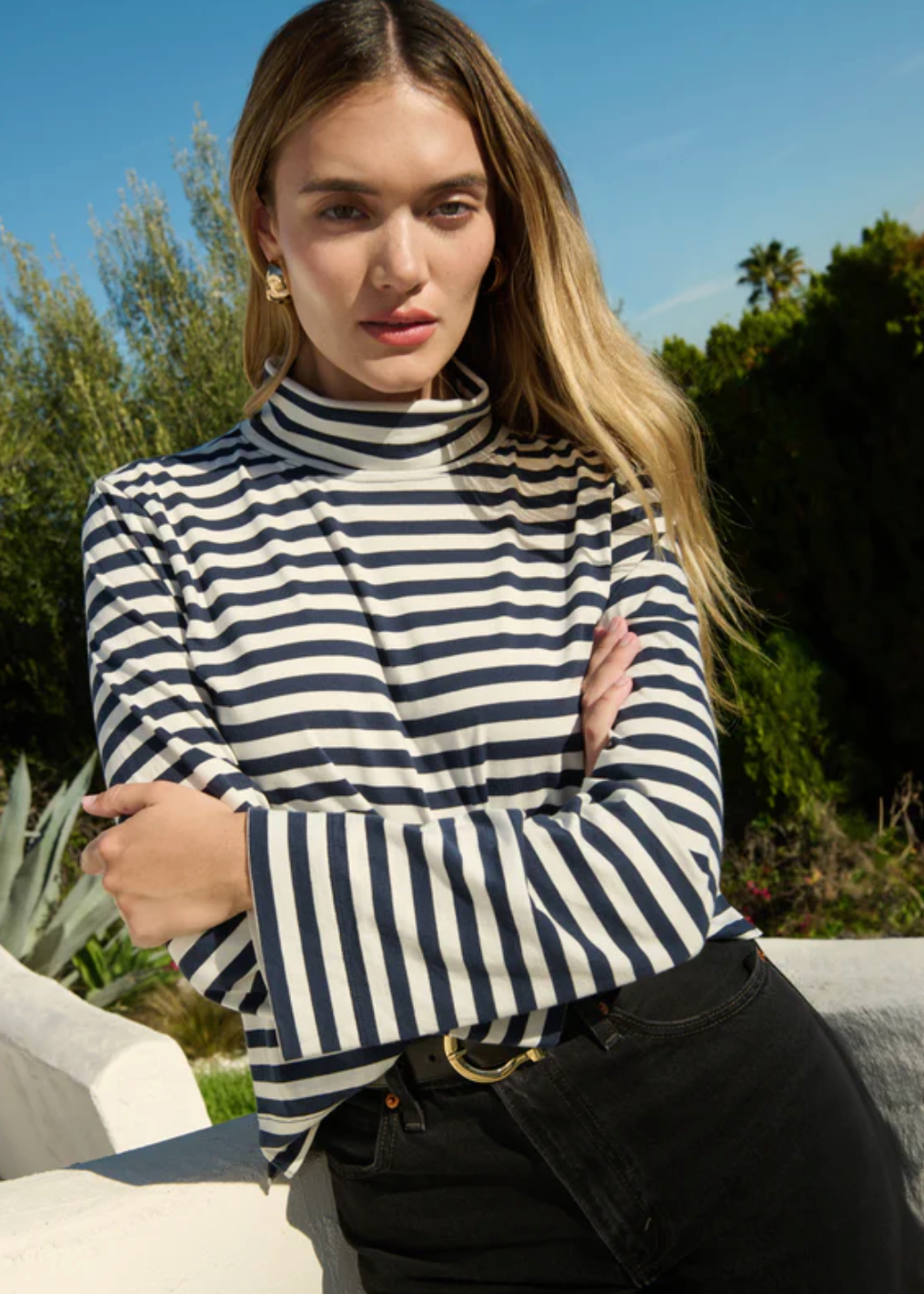 NEO MOCK NECK T-SHIRT