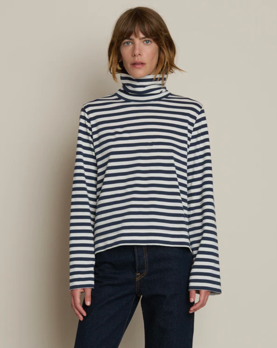 NEO MOCK NECK T-SHIRT