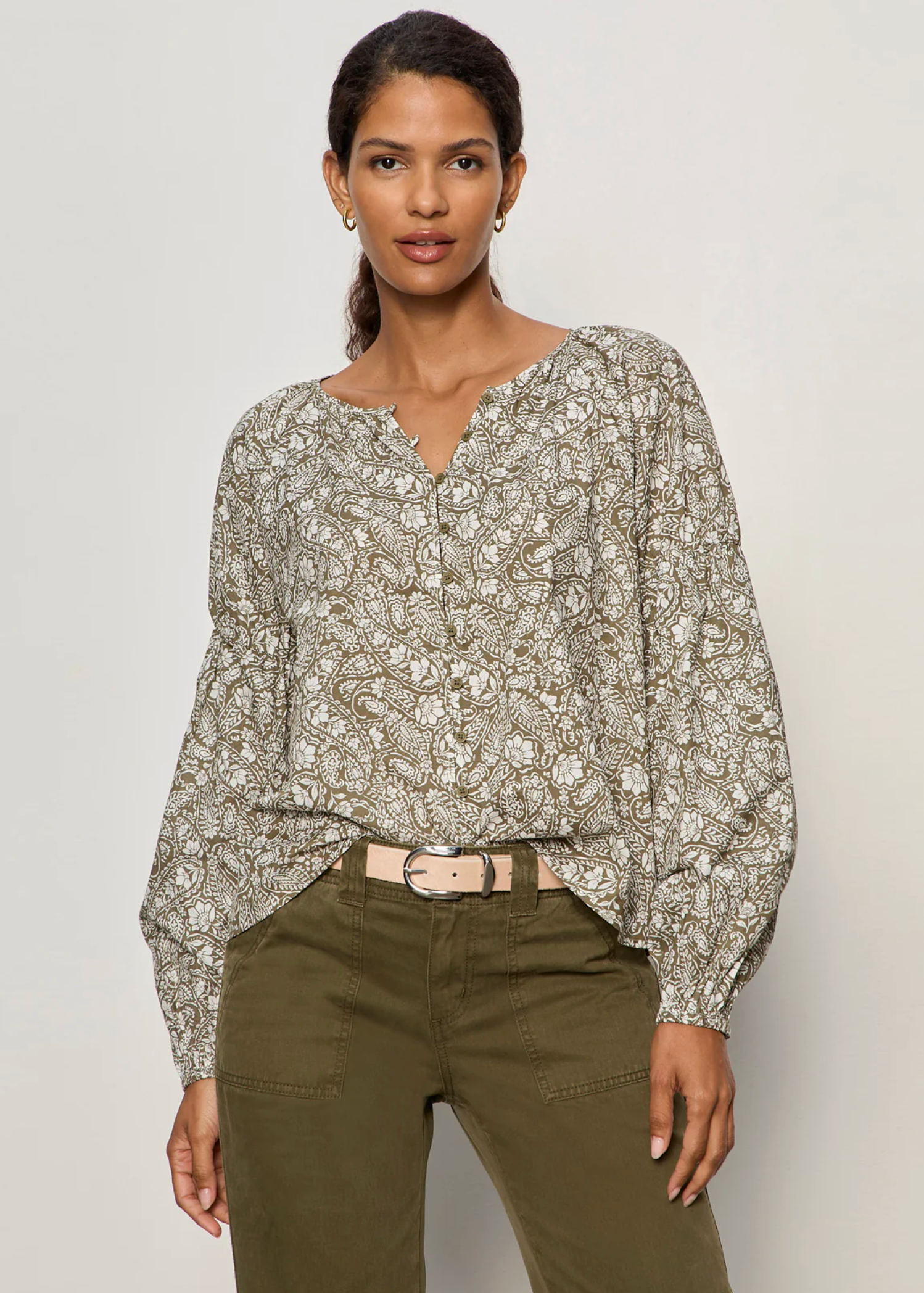 FEELING BEST BUTTON BLOUSE