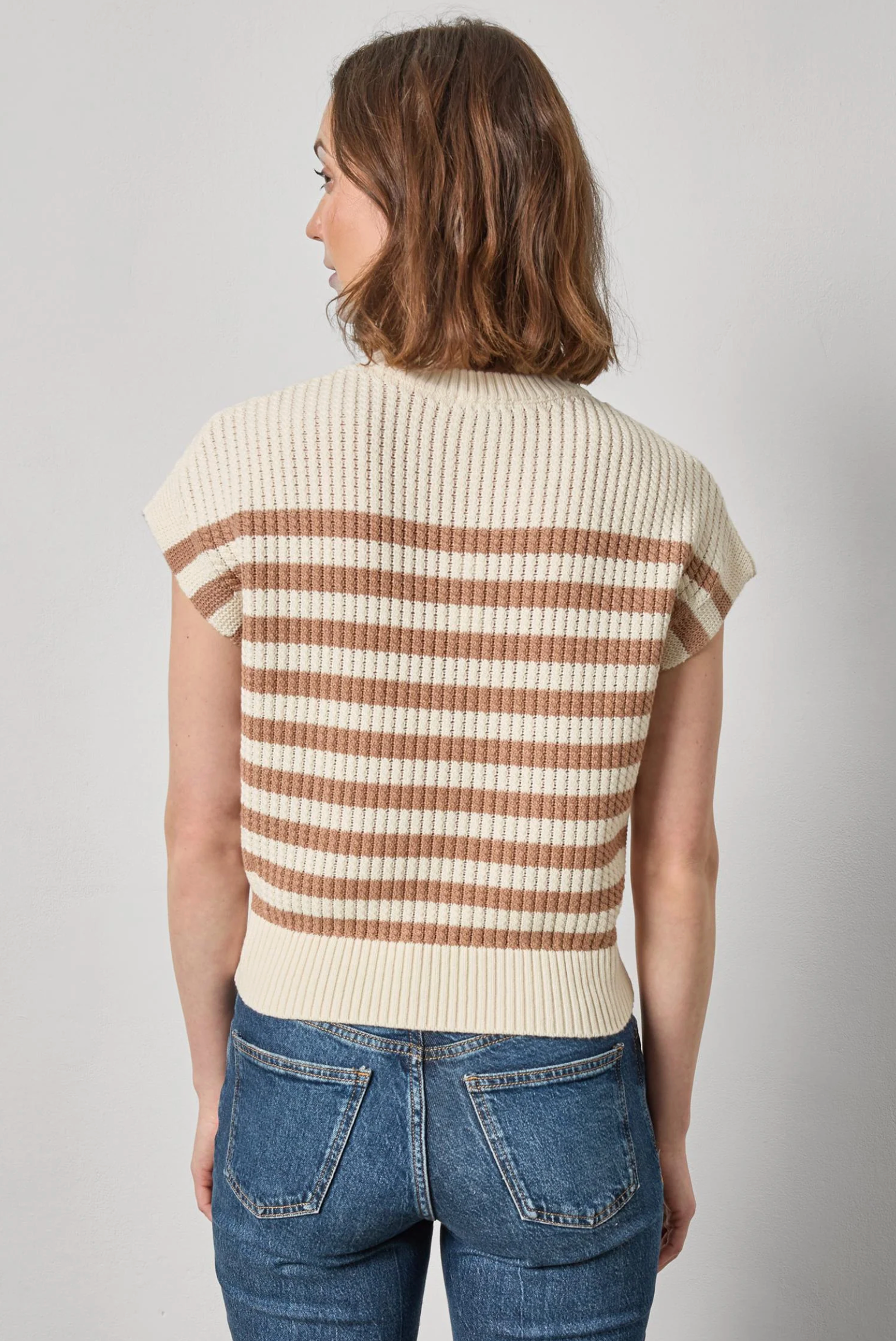 TEXTURED WEDGE SWEATER