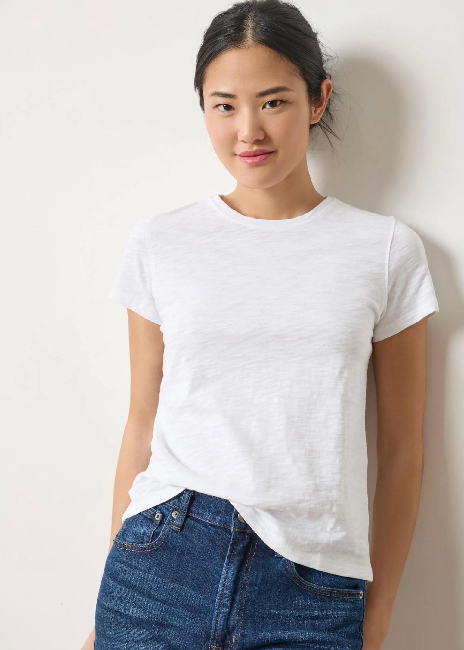 SHORT SLEEVE BACK SEAM CREWNECK