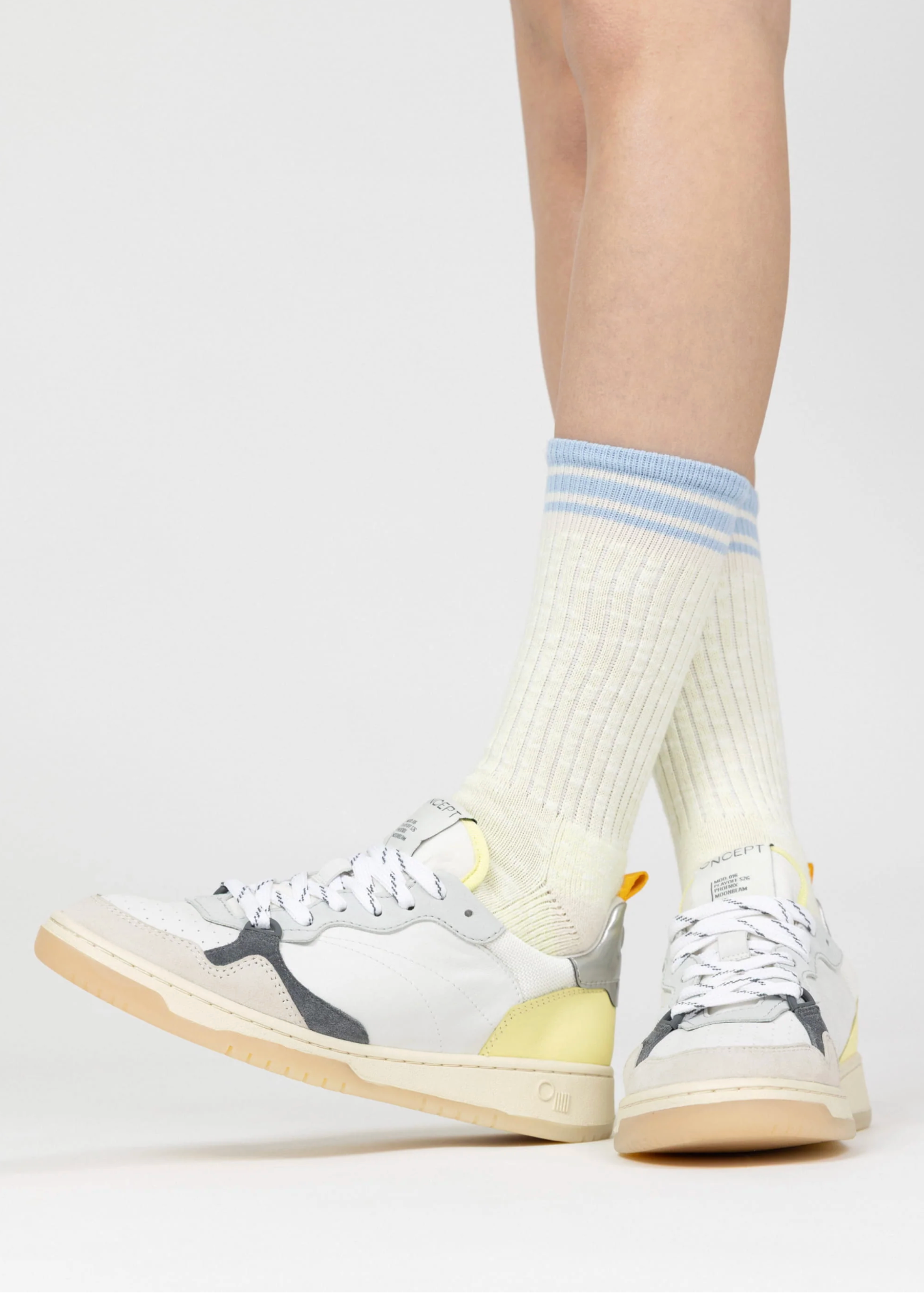 PHOENIX SNEAKER