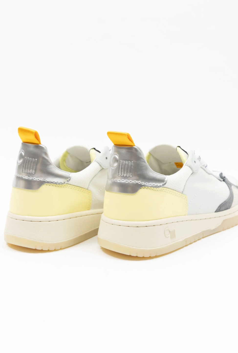 PHOENIX SNEAKER