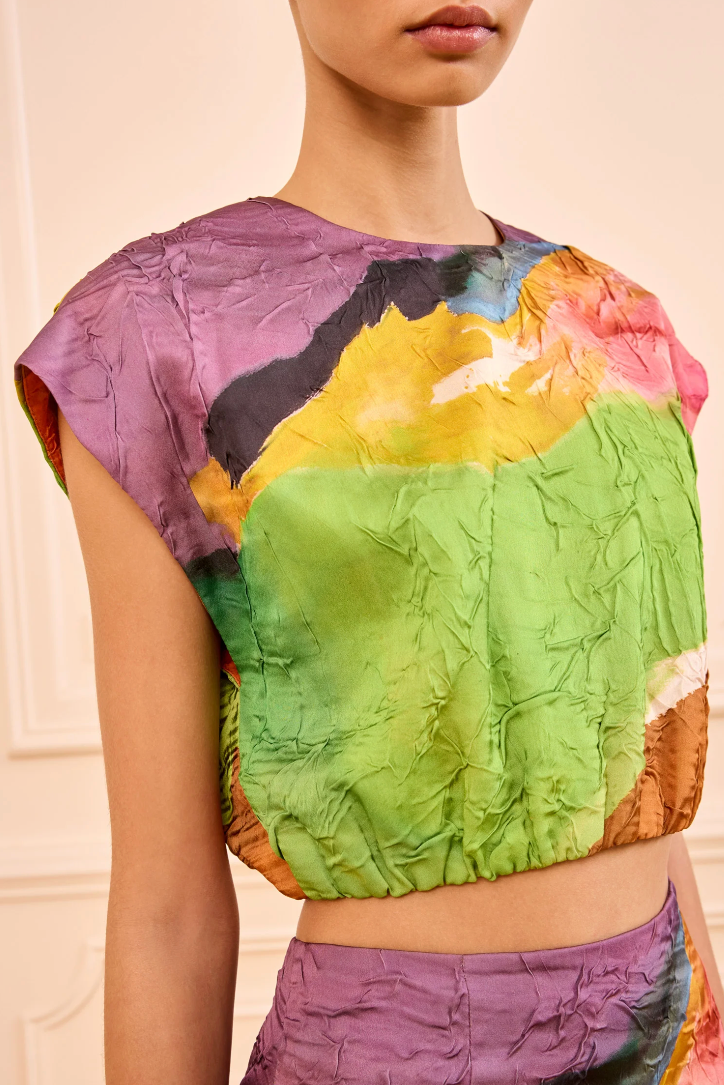 GISELLA SATIN CROP TOP