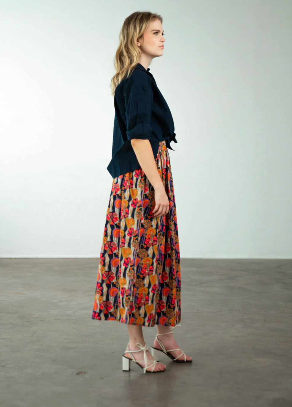 OVERSIZED TOP