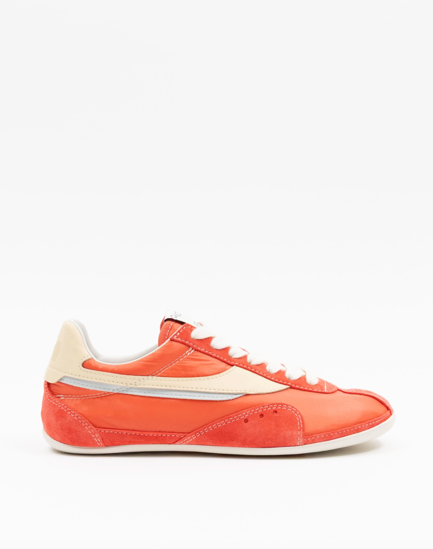 TEMPLE LIGHTWEIGHT FLAT SNEAKER