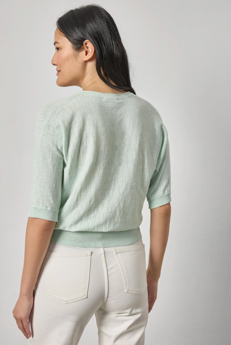DOLMAN V-NECK SWEATER