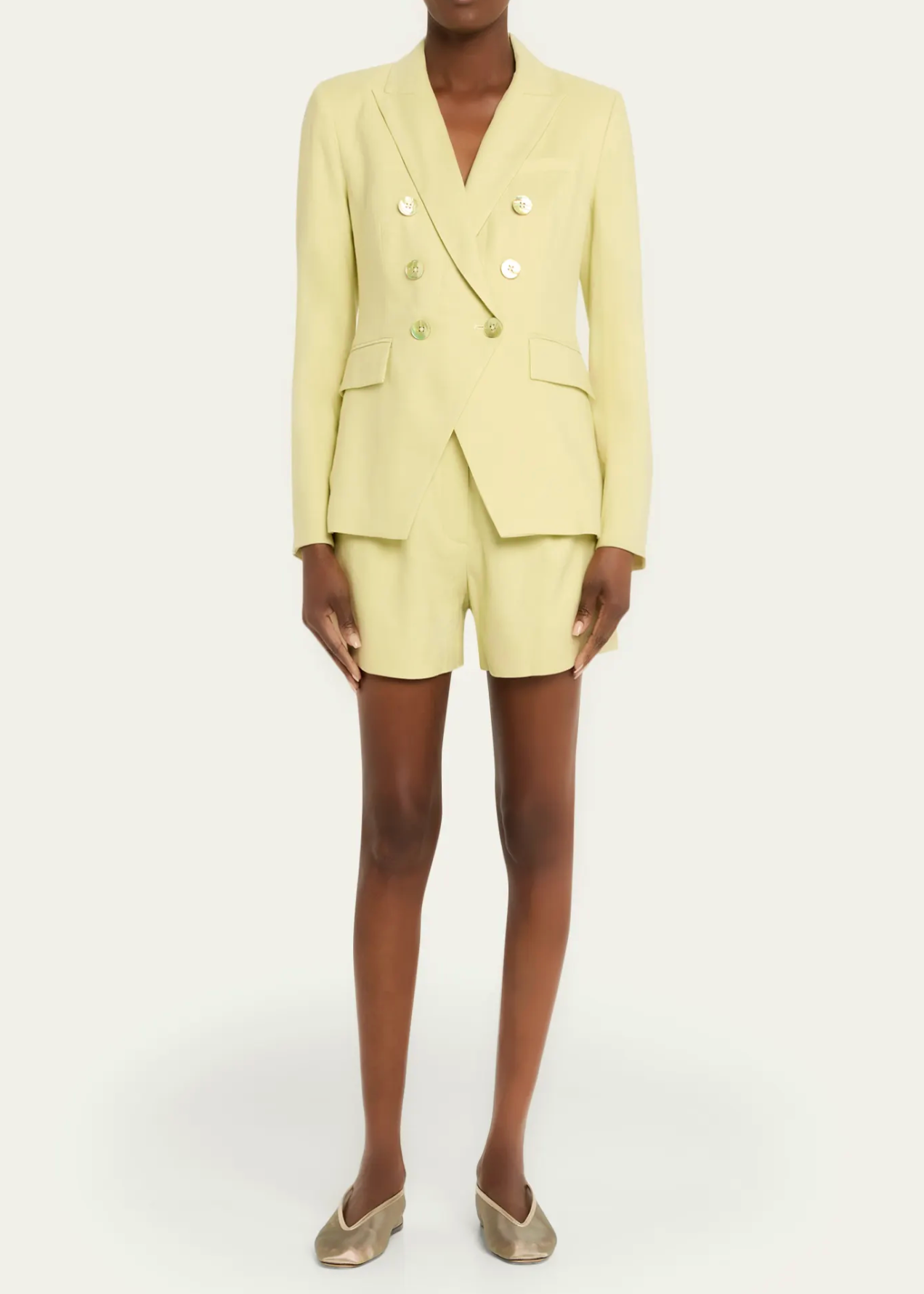 ELIJAH PATCH POCKET SHORT